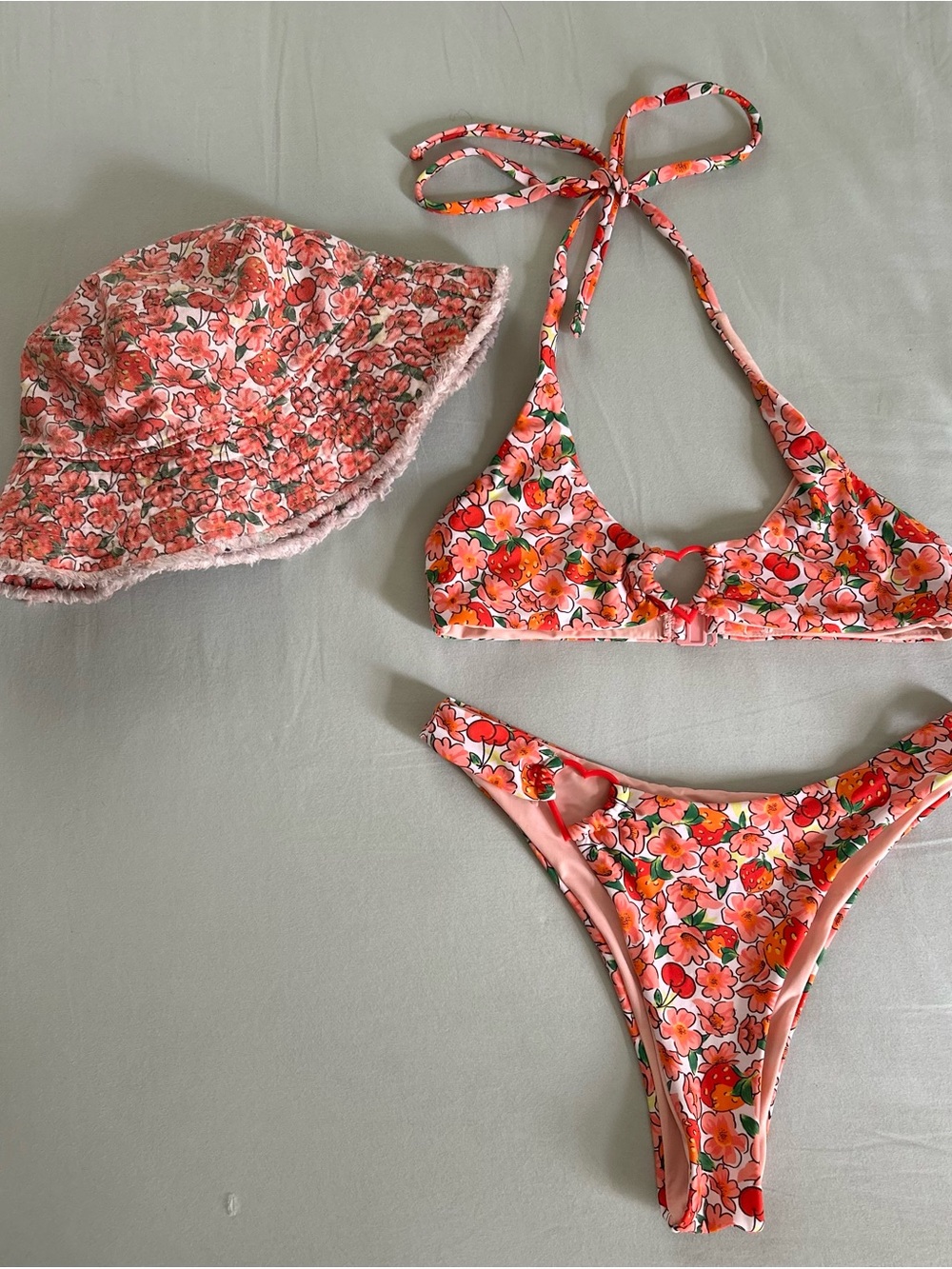 Beach Riot Bikini + Bucket Hat Matching Set